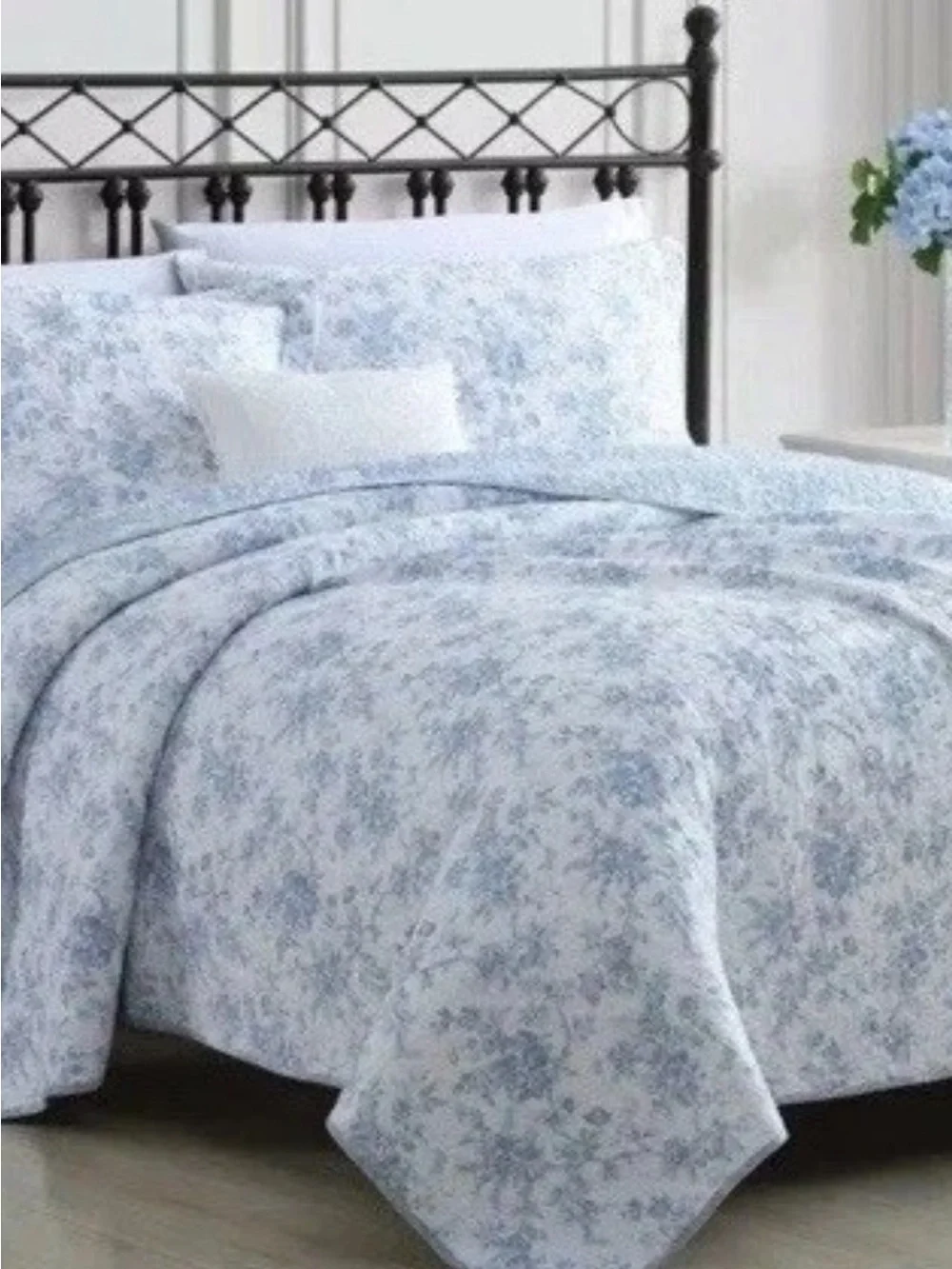 Laura Ashley ~ KING ~ Blue Walled Garden 3pc Quilt Set Reversible 100% Cotton
